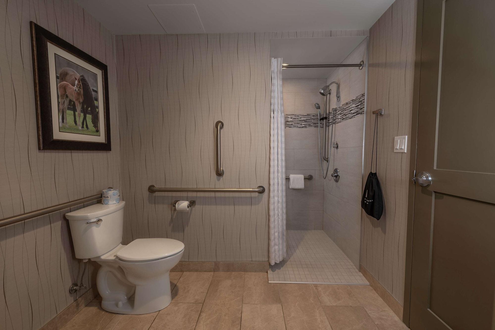 Embassy 4* Saratoga Springs